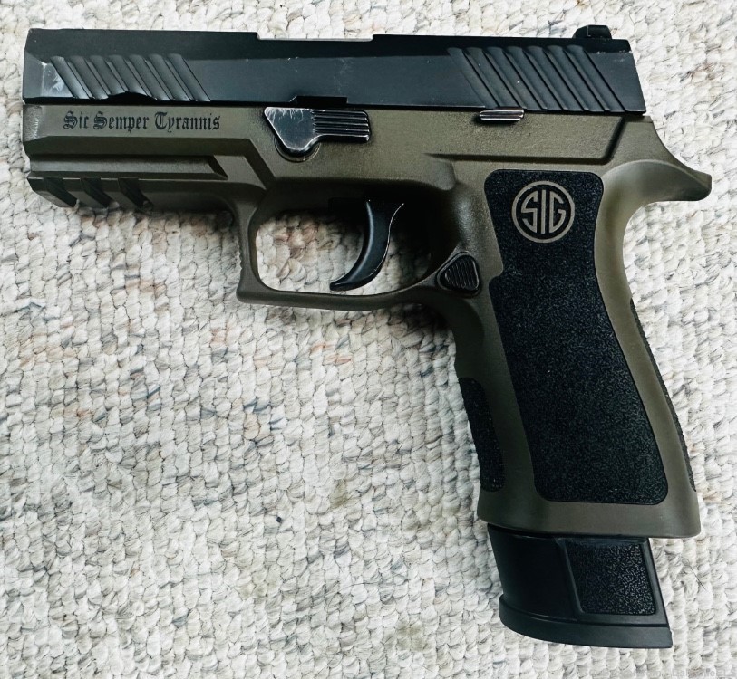Sig Sauer P320 Custom Carry Cerakote and Compact Grip Modules 21/15 rd Mags-img-2