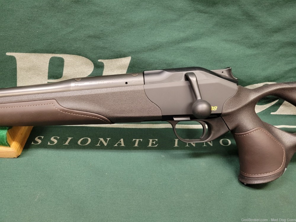 BLASER R8 ULTIMATE. LEFT HAND. ADJUSTABLE BUTT PAD, ADJUSTABLE CHEEKPIECE. -img-2