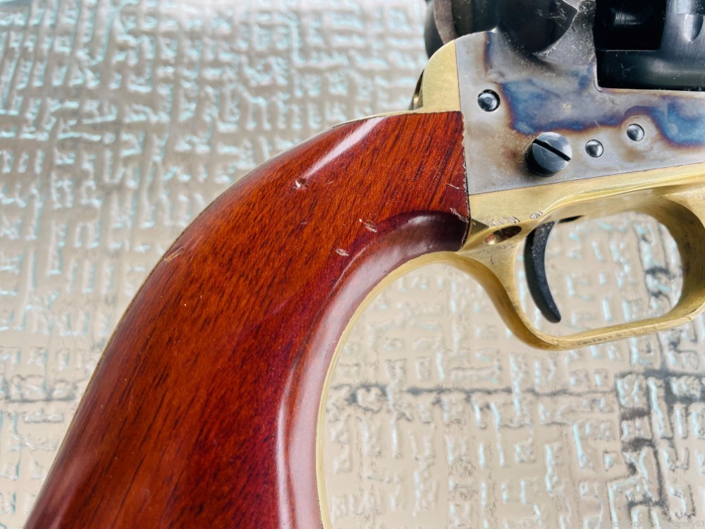 Uberti 44 Colt revolver-img-2