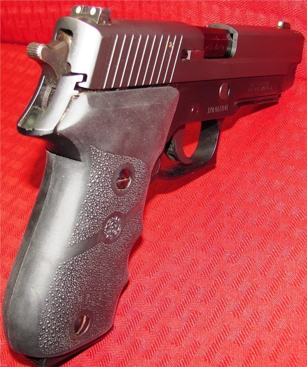 SIG SAUER 220R 45 ACP SA/DA PISTOL PD TRADE 3 MAGS ARMORY EXTRA (LOANER)-img-8