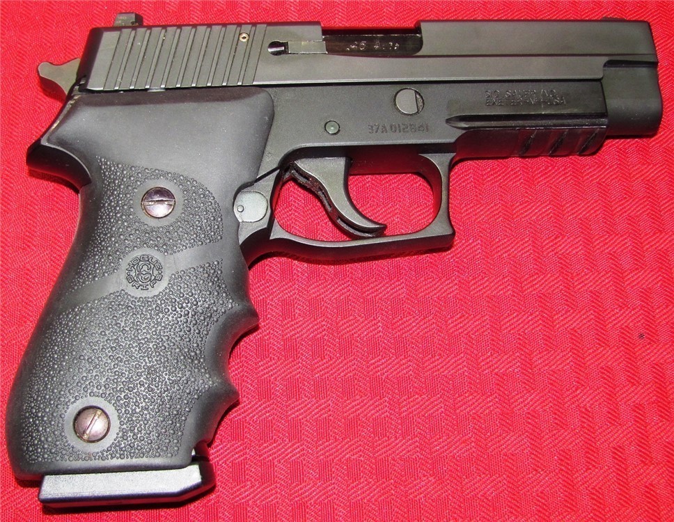 SIG SAUER 220R 45 ACP SA/DA PISTOL PD TRADE 3 MAGS ARMORY EXTRA (LOANER)-img-16