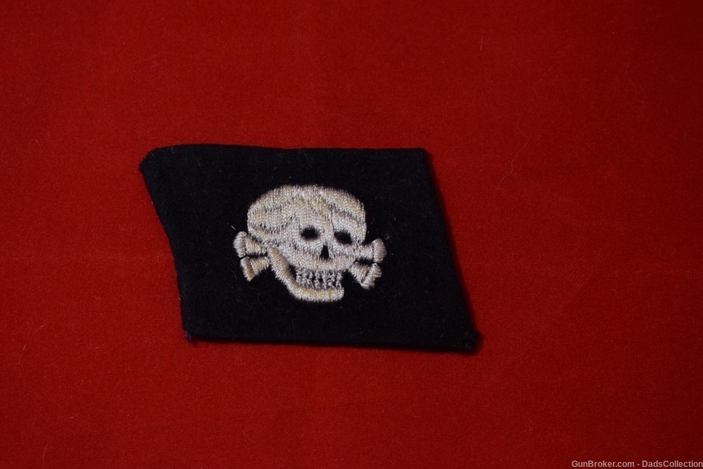 WWII Original Death's Head Collar Tab-img-1