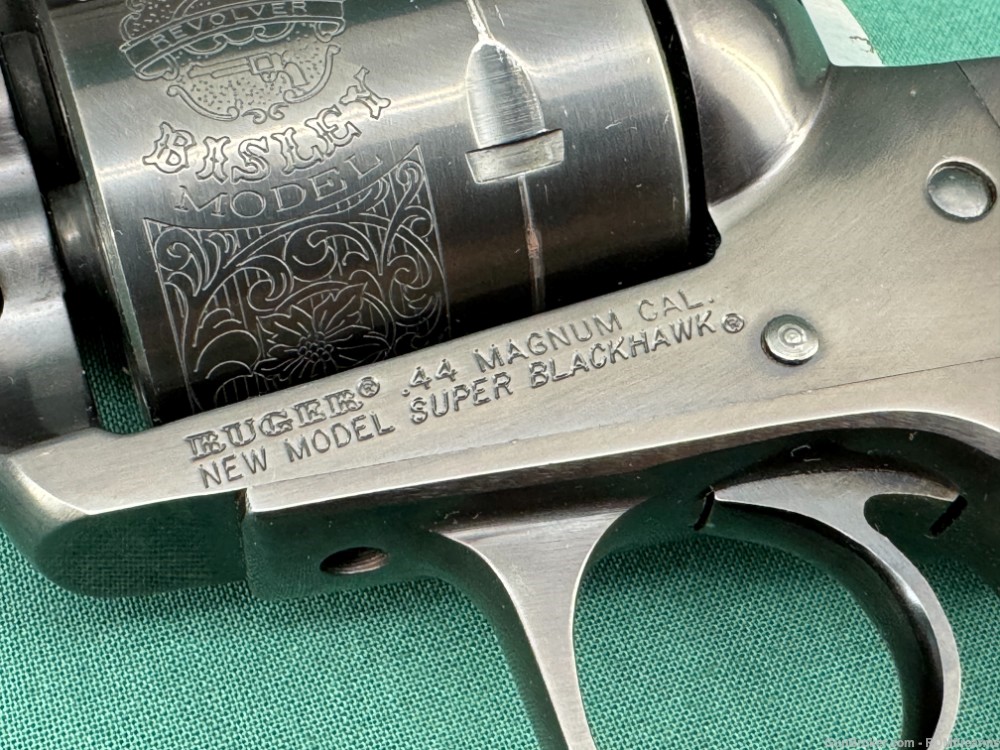 Ruger New Model Super Blackhawk Bisley 44 Magnum 00831 RB44W in Box .01 NR -img-9