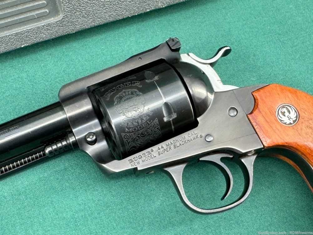 Ruger New Model Super Blackhawk Bisley 44 Magnum 00831 RB44W in Box .01 NR -img-4