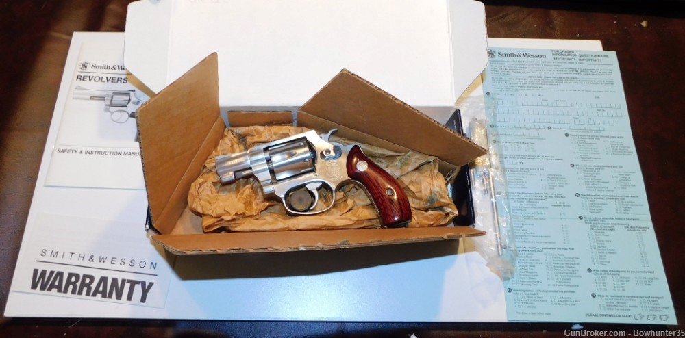 Smith Wesson S&W 631 Lady Smith 32 H&R Magnum Revolver LNIB Scarce-img-0