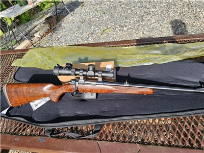 CZ 527 Carbine 7.62x39 like new includes scope and rings nice wood mint