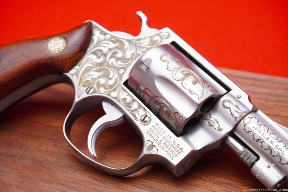 UNREAL Smith & Wesson Model 60 .38 SPL *FACTORY ENGRAVED*-img-6