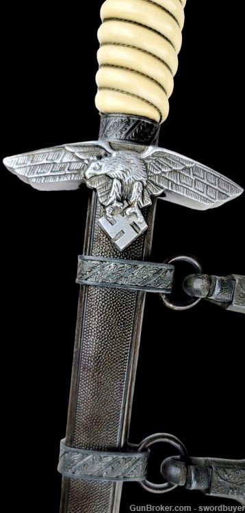  WWII German Luftwaffe Officer's Dagger with Hangers-img-12