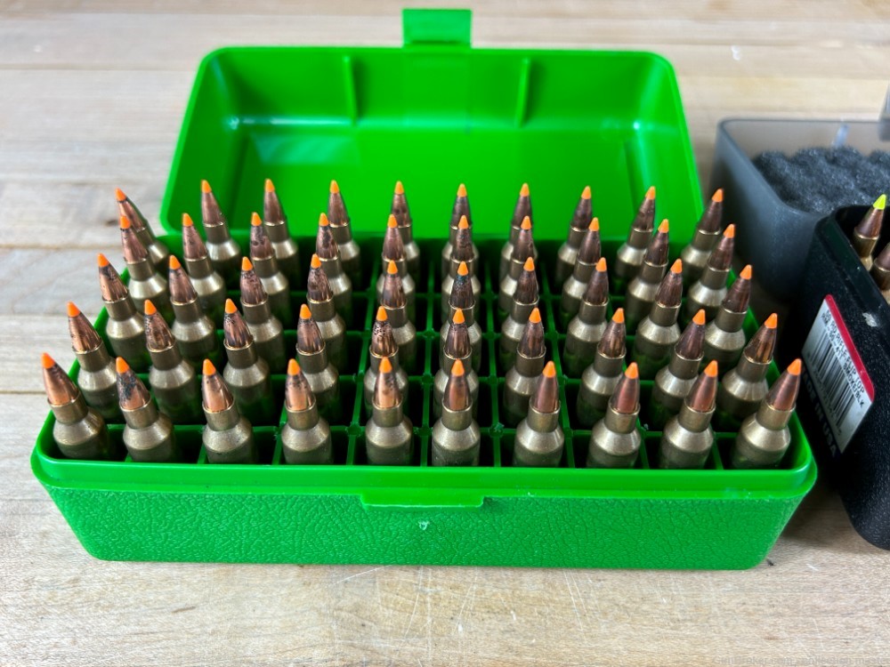 .22-250 Remington Rifle Ammo (100 Rounds) Brass Case $1 Start Estate-img-1