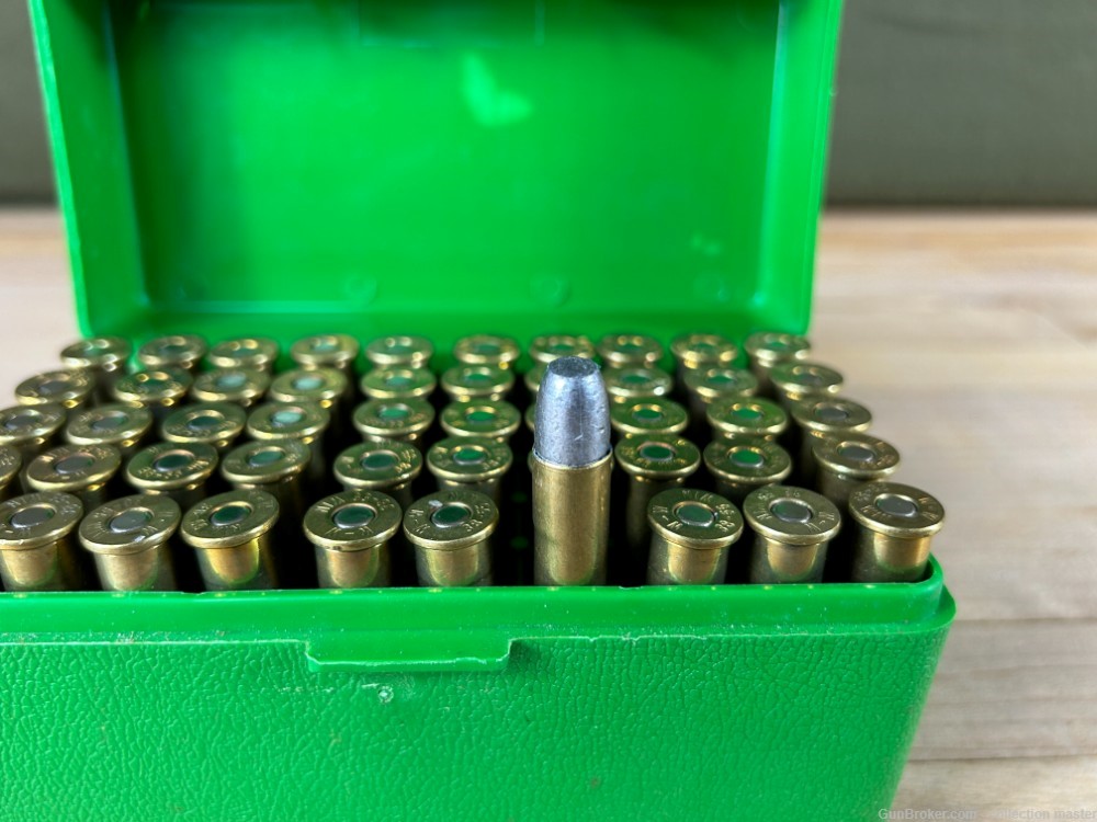 .38-55 Winchester Cowboy Rifle Ammo (50 Rounds) Brass Case $1 Start Estate-img-2