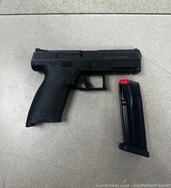 CZ P-10 C, 9MM, IN GREAT CONDITION-img-5