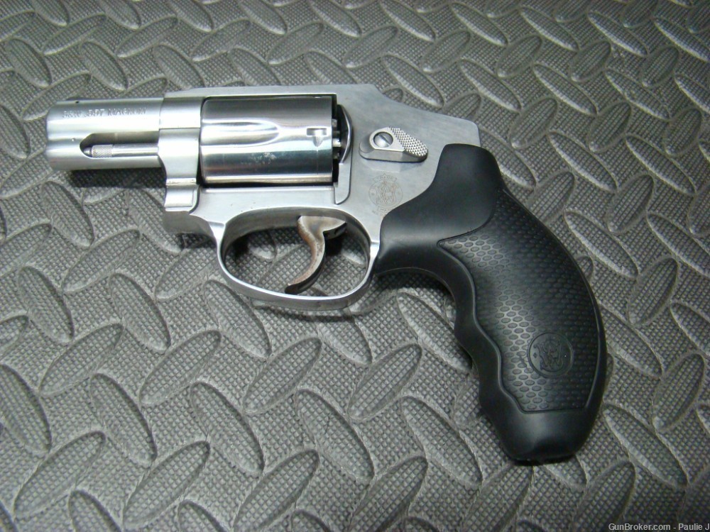Smith & Wesson 640-1 357 magnum-img-6