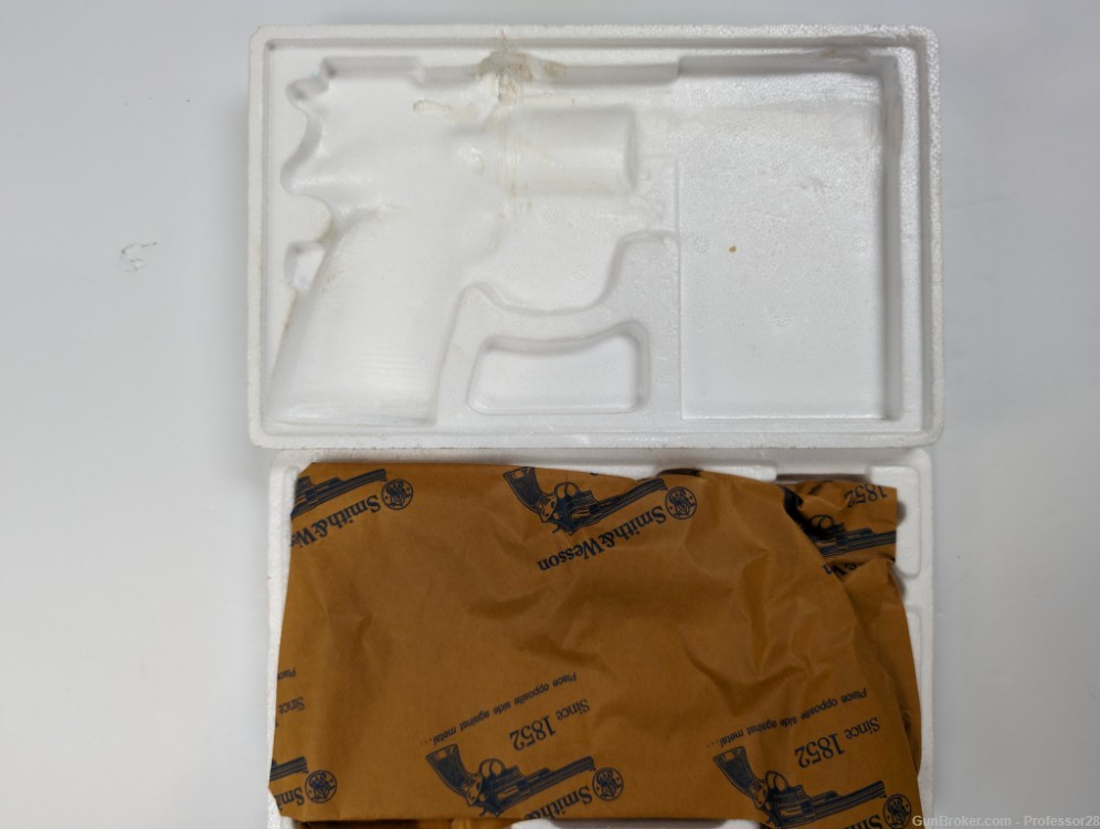 1982 Colt Diamondback 4” .22 Factory Nickel Rare Complete Package Like New-img-8