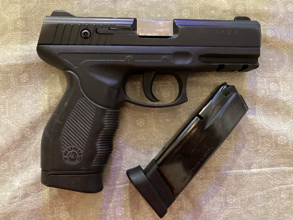 TAURUS PT24/7 semi auto pistol Taurus 40SW with Two Mags Nice See Pictures-img-1