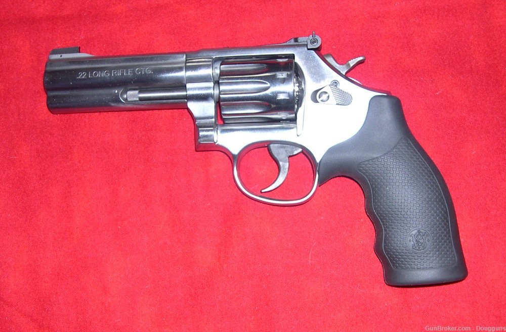 Smith & Wesson 617-6 DA/SA 160584 4in Barrel 10 Shot 22LR Revolver-img-1