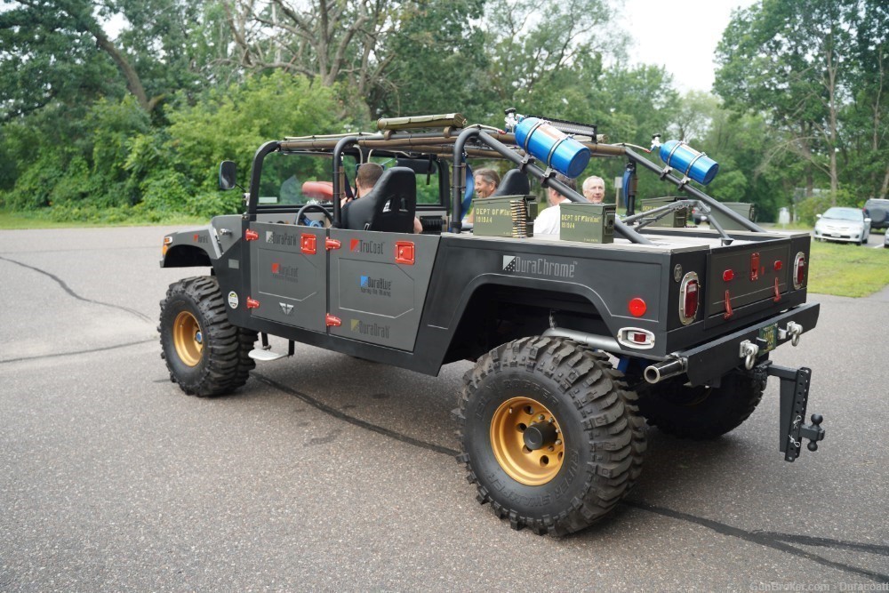 T-Rex Supercharged Hummer Replica Truck-img-4