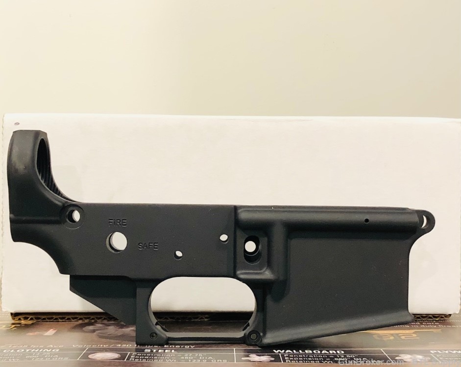 RARE Stag Arms STAG-22 receiver MARKED 22 LR -img-9