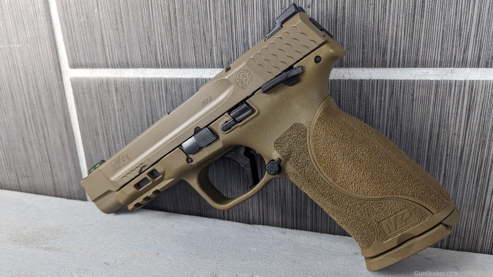 Smith & Wesson M&P9 2.0 5 inch long slide FDE-img-1