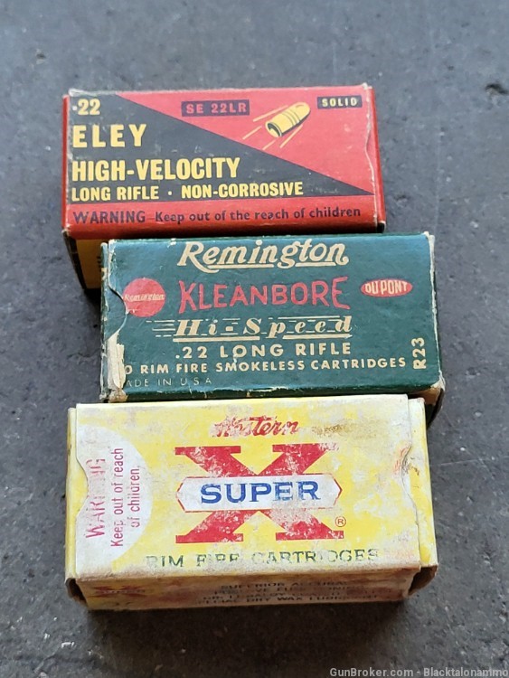 Vuntage lot of 22 lr boxes -img-3