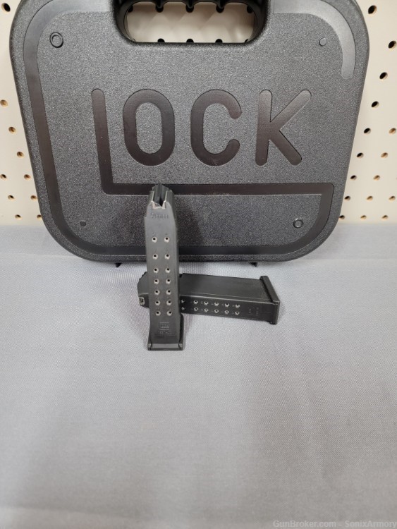 NEW - Glock 17 9x19 - OEM 17 Round 9mm Magazine - G17 G34 G19 -img-0