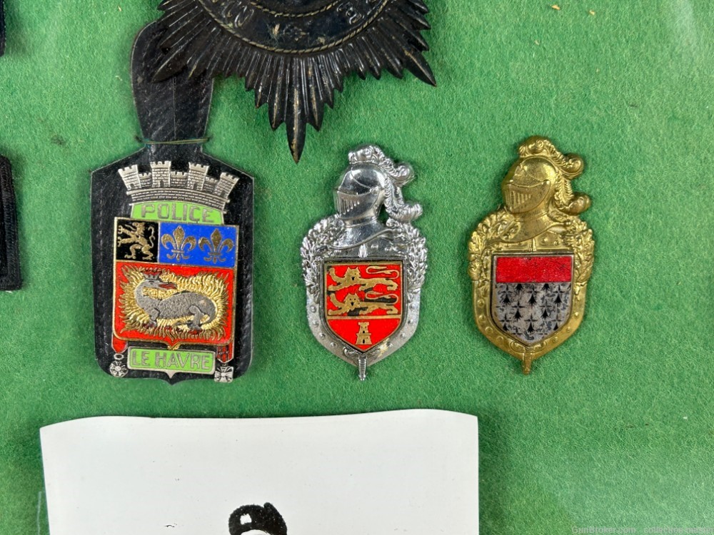 Police Badge and Patch Collection From Around the World (In Frame) Rare -img-8