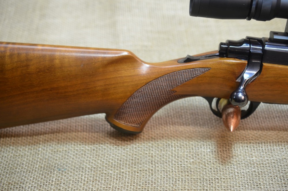 Ruger M77 in 7mm Rem Mag w Leupold Gold Ring Scope-img-26