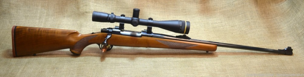 Ruger M77 in 7mm Rem Mag w Leupold Gold Ring Scope-img-0
