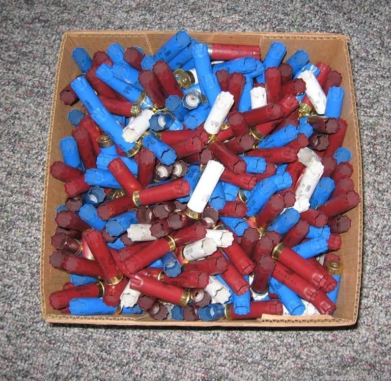 500+ ONCE FIRED FEDERAL TOP GUN RED WHITE AND BLUE 12 GAGE SHOTSHELLS-img-0