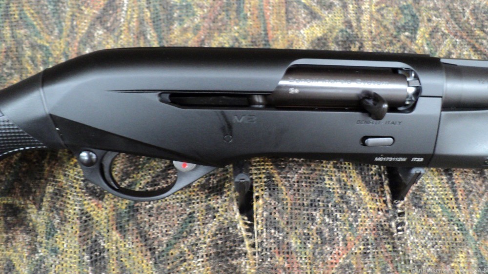 NEW Benelli M2 12 Gauge 26" Black Synthetic 11161 A0613500 .01 NR-img-4