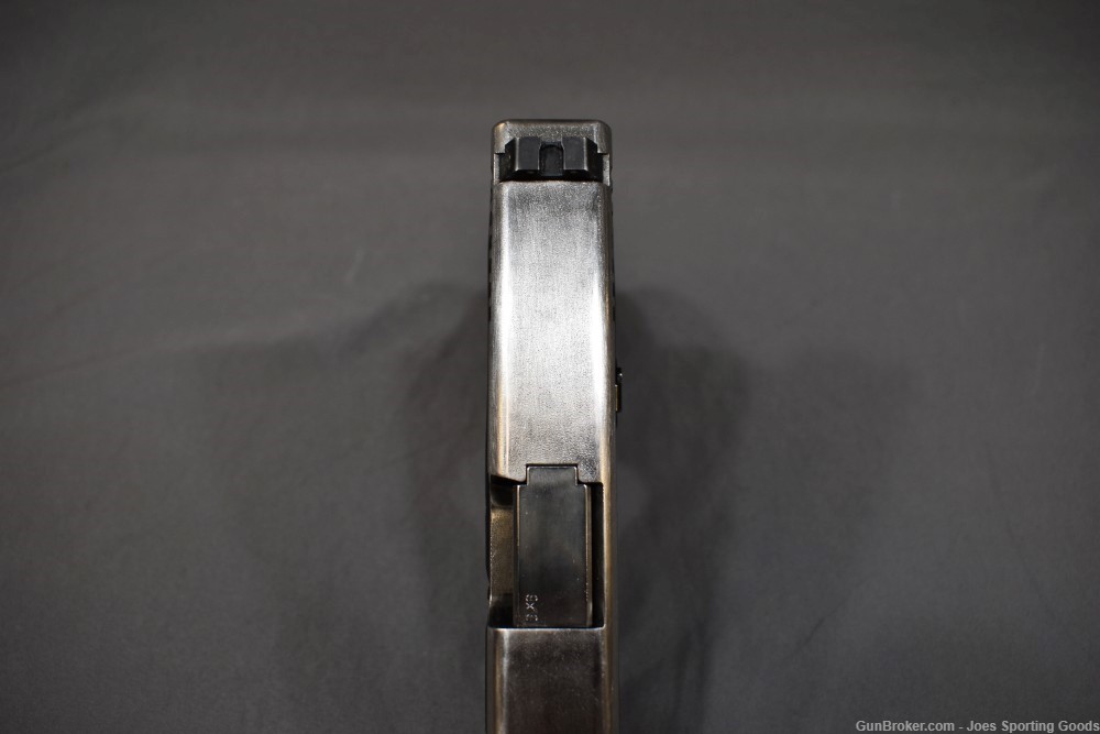 Glock 17 Gen 3 - 9mm Semi-Automatic Pistol w/ Factory Case & Two Magazines-img-11