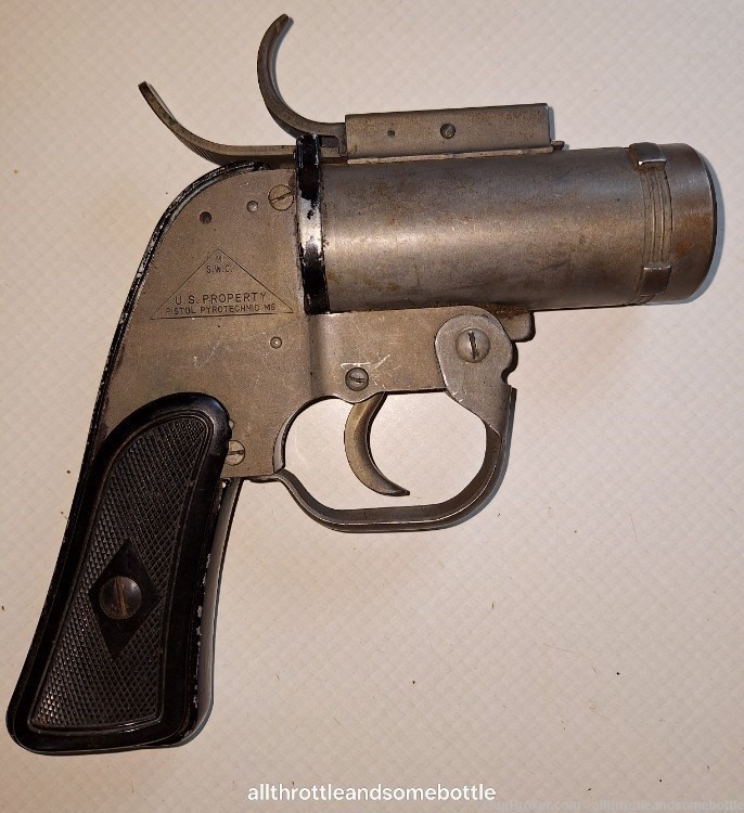 All original Type AN-M8 flare pistol -img-1