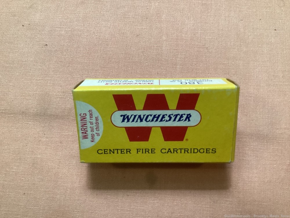 Winchester Vintage Empty Ammo Box Of 380 Caliber.-img-0