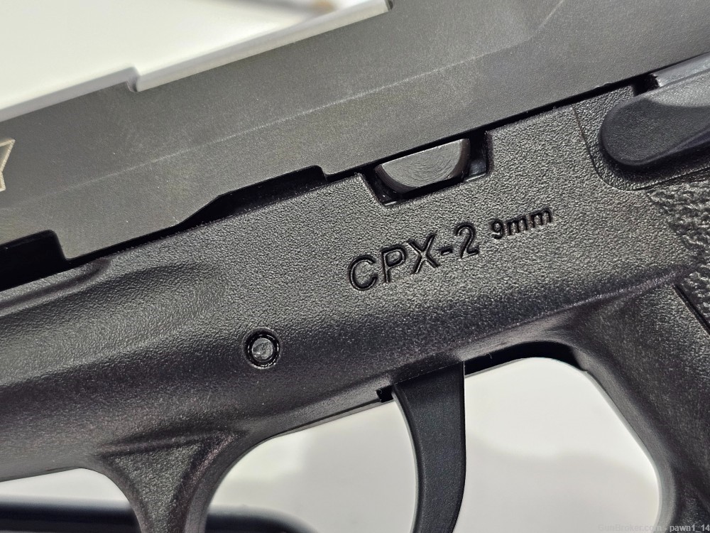 Sccy CPX-2 9mm with one magazine and reddot-img-2