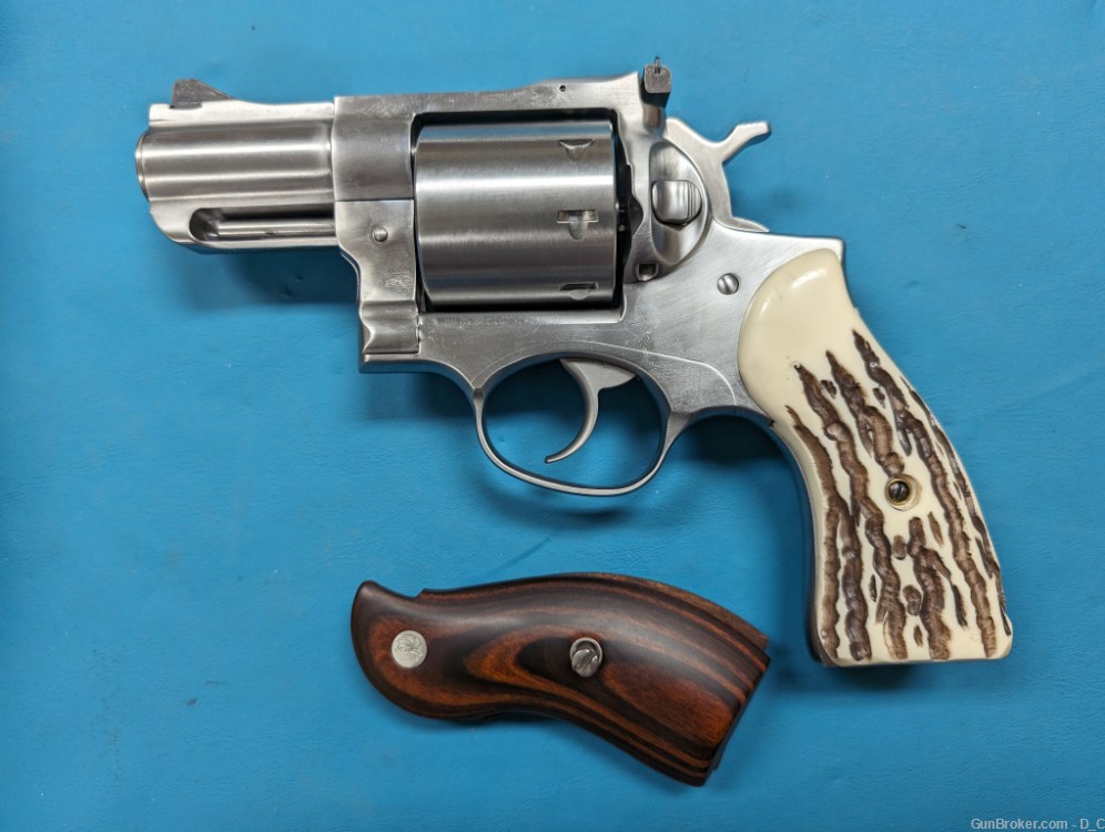 Ruger Redhawk 357 Mag 2 3/4" Brl Stainless Stag & Hardwood Grips 5051-img-1