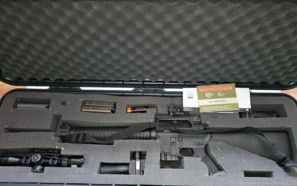 COLT Sporter Target AR-15 20" Barrel  Hard Case & many accessories included-img-1