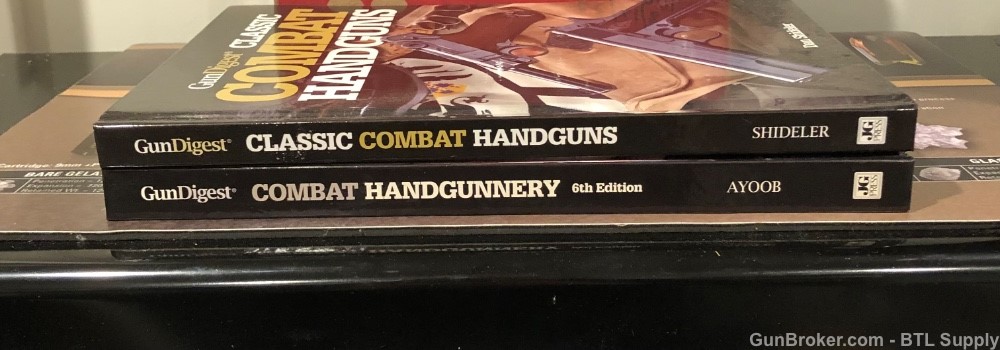 GunDigest COMBAT Handguns & Handgunnery -img-1
