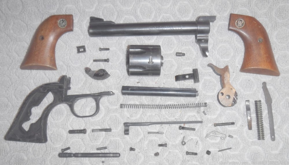 RUGER BLACKHAWK .357 PARTS SET.  VG+ W/ EXTRA 9MM CYL.!-img-0