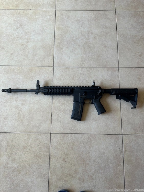 COLT AR15 WITH MONOLITHIC UPPER RECIEVER-img-0