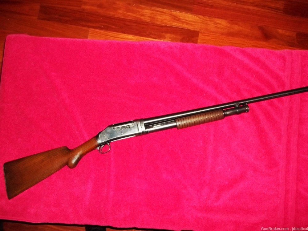 Vintage Winchester Model 97 (1897) .16 Ga. Pump Shotgun-img-0