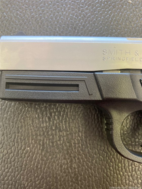 Smith and Wesson SD40VE 40 S&W -img-4