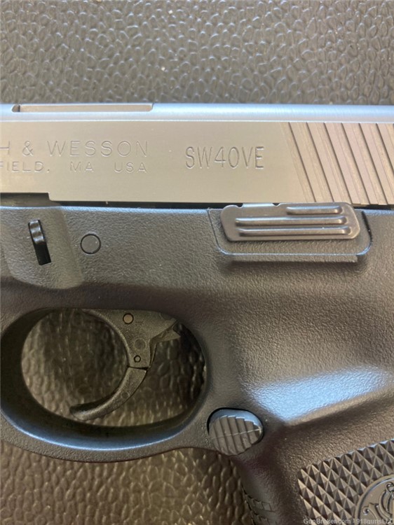 Smith and Wesson SD40VE 40 S&W -img-3