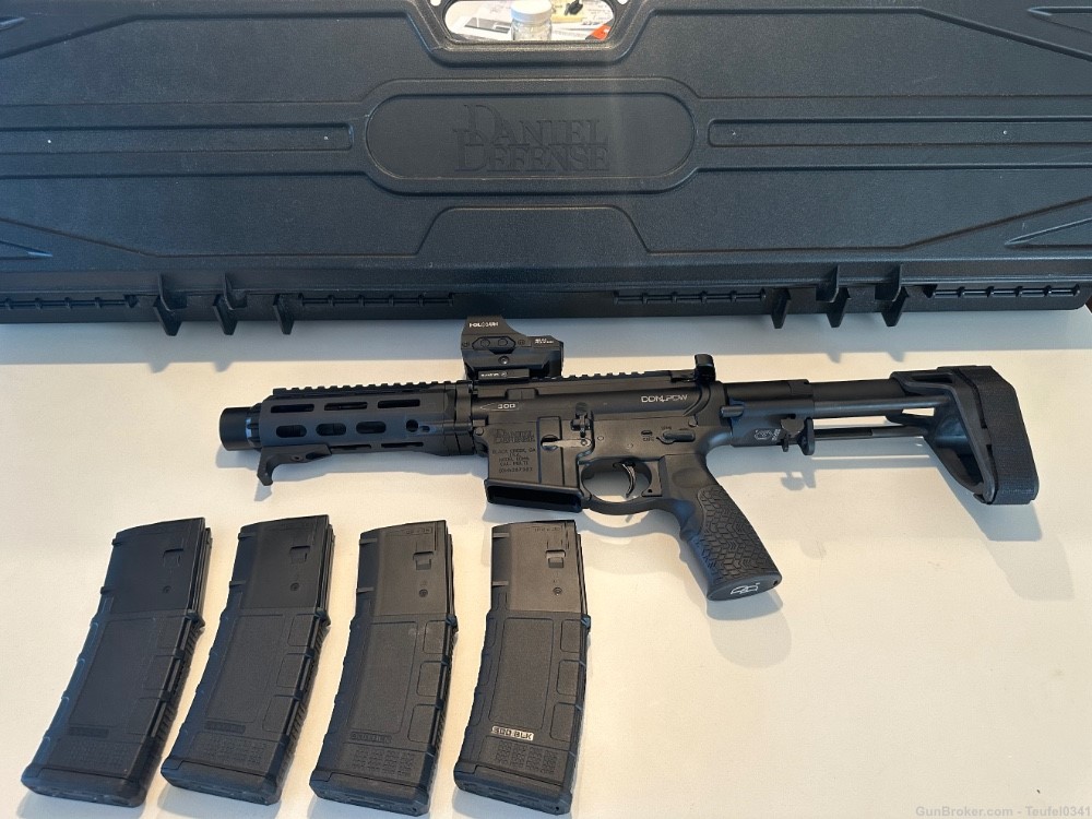 Daniel Defense DDM4 PDW Pistol 300 AAC BLK w/ optic *LIKE NEW* condition! -img-0