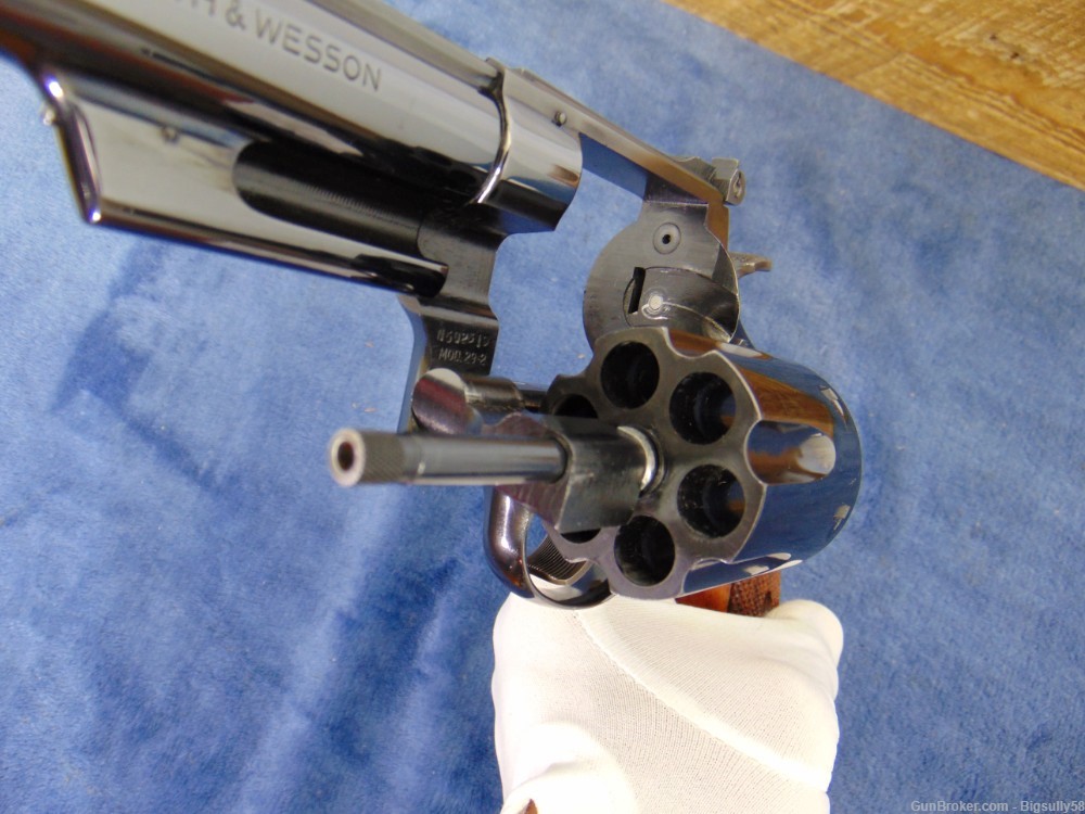 COLLECTOR QUALITY SMITH & WESSON 29-2 4" BBL 44 MAG 1979 *IMMACULATE!*-img-9