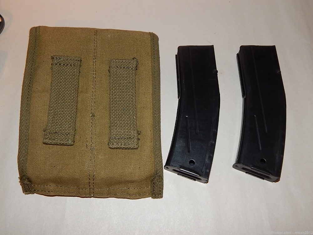 Pair of M1 carbine magazine 30 round with US pouch Howa Japan NOS-img-1