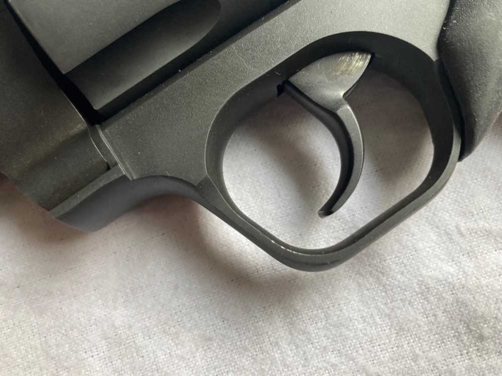 Taurus Raging Hunter 44 Magnum 6 Shot uncommon 6.75 inch barrel -img-16