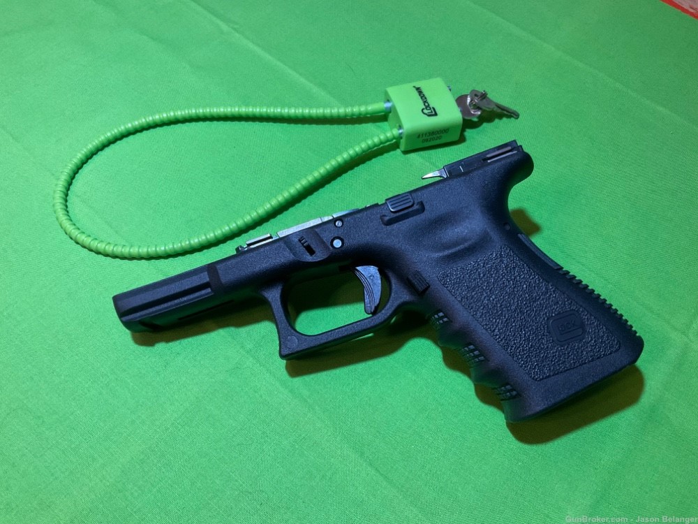 Glock 19 or 23 Gen 3 Complete Frame in Excellent Condition -img-0