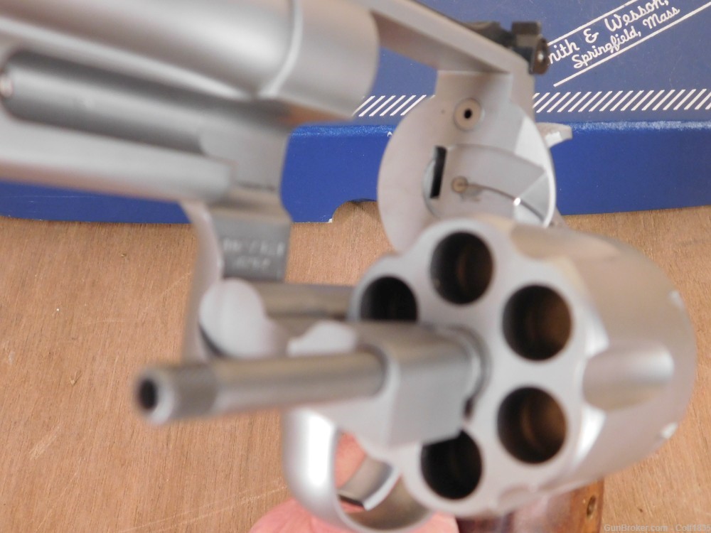 Smith & Wesson S&W 629-2 Mountain Lion .44 Mag 4? Revolver 1990 #18 of 500 -img-8