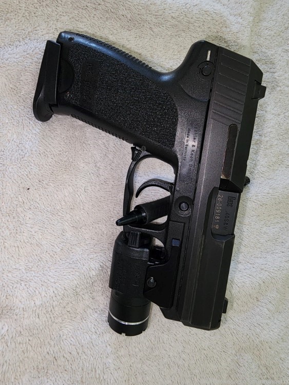  H&K USP compact .40 with new tlr-3 -img-1
