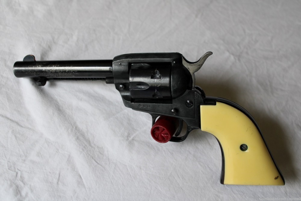 EIG Revolver Model E15, .22 LR-img-0