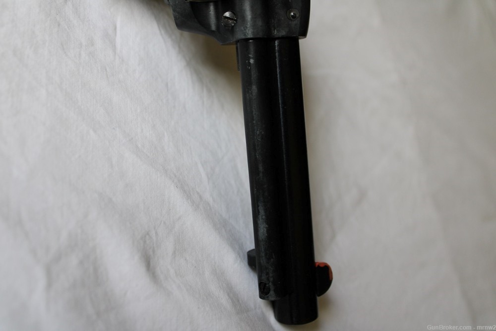 EIG Revolver Model E15, .22 LR-img-3